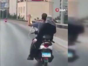 Lübnan’da Serum Takılı Hasta Kadın Motosikletle Seyahat Etti