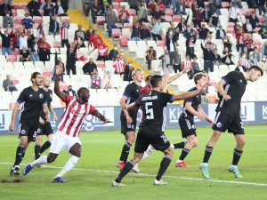 Kopenhag-sivasspor Maçını Lawrence Visser Yönetecek