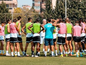 Altay, Fenerbahçe Maçı Hazırlıklarını Sürdürüyor