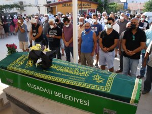 Ünlü Sanatçı Metin Çekmez Son Yolculuğuna Uğurlandı