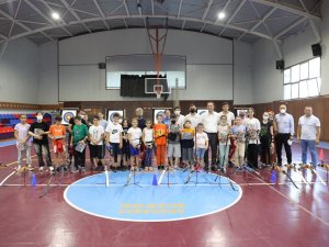 Akçaabat Belediyesinden Okçuluk Kursu