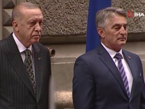 Cumhurbaşkanı Erdoğan, Bosna Hersek’te Resmi Törenle Karşılandı