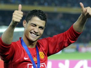 Ronaldo Yeniden Manchester United’da