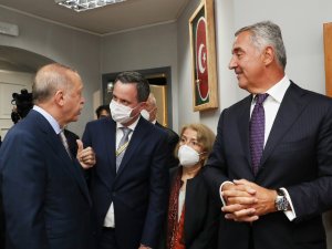 Cumhurbaşkanı Erdoğan, Eski Osmanlı Sefaret Binası’nı Ziyaret Etti
