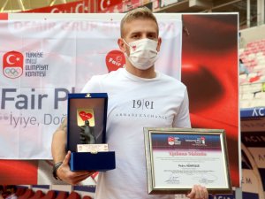 Sivassporlu Pedro Henrique’ye Fair Play Ödülü