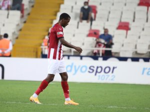 Sivasspor’da Kayode Fenerbahçe Maçında Yok