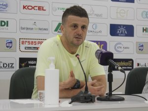 Hakan Keleş: “Yeni Bir Takım Olmanın Zorluklarını Çekiyoruz”