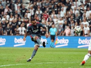 Beşiktaş’tan Alex Teixeira’nın Sağlık Durumuna İlişkin Açıklama