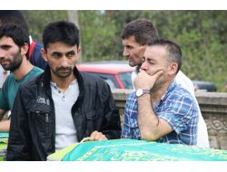Gölette Boğulan Üç Kardeş Gözyaşları İçinde Toprağa Verildi