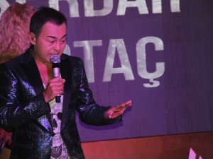 Serdar Ortaç’tan Kötü Haber, Konserleri İptal Oldu