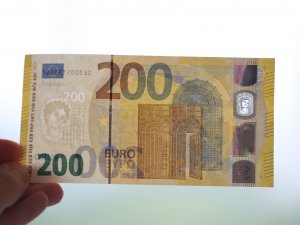 Selde Kirlenen 51 Milyon Euro Değerindeki Banknotlar Yenileriyle Değiştirildi