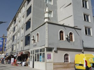 Türkiye’de Benzeri Olmayan Cami, Vatandaşların İlgisini Çekiyor