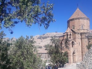 Akdamar Kilisesi Dokuzuncu Ayin İçin Hazır
