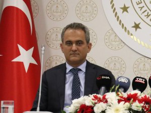 Bakan Özer: "Öğrenci, Veli Ve Öğretmenlerimiz Bu Sistemin Sacayağını Oluşturmaktadır"