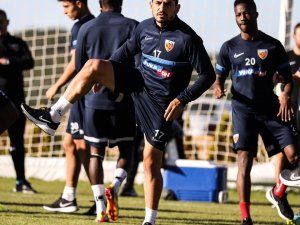 Kayserispor Suda Antrenman Yaptı