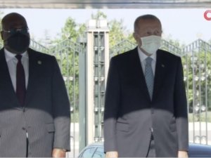 Cumhurbaşkanı Erdoğan, Kongo Cumhurbaşkanı Tshilombo’yu Resmi Törenle Karşıladı
