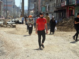 Yüksekova’nın Bitmeyen Çileli Yolları