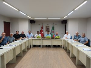 Üzüm Üreticisinden Tmo’ya Fiyat Güncelleme Çağrısı, Tariş’e Tepki