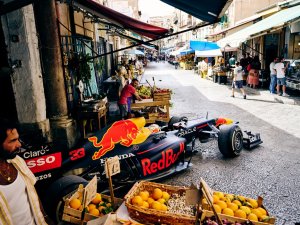 Max Verstappen, İ̇talya Gp Öncesinde Palermo Sokaklarında Gezintiye Çıktı