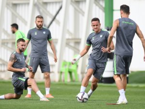 Konyaspor, Altay Maçı Hazırlıklarını Tamamladı