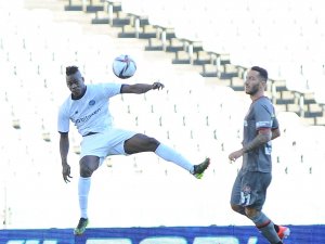 Süper Lig: Fatih Karagümrük: 2 - Adana Demirspor: 0 (İ̇lk Yarı)