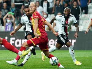 Sakatlığını Atlatan Alex Teixeira 11’e Döndü