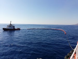 Akdeniz’de Oluşan Petrol Kirliliğine Karşı Başlatılan Temizlik Çalışmalarında Sona Gelindi