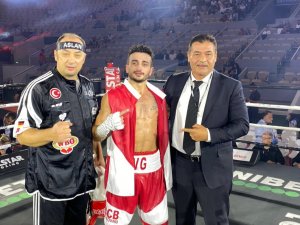 Volkan Gökçek, Fransız Boksörün Yenilmezlik Serisini Sonlandırdı
