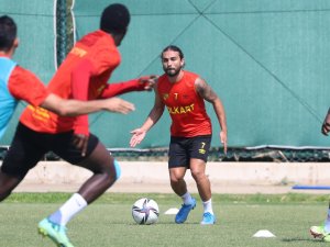 Göztepe, Derbiye Hazırlanıyor
