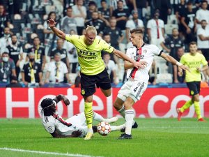 Uefa Şampiyonlar Ligi: Beşiktaş: 0 - Borussia Dortmund: 1 (Maç Devam Ediyor)