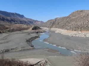 Siirt’te Barajlardaki Su Seviyesi Düştü, Tahıl Ürünlerinde Rekolte Kaybı Yaşandı