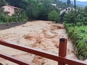 Giresun’da Sağanak Etkili Oldu, Dereler Taştı