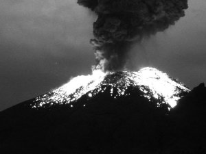 Popocatepetl Yanardağı’nda Son 24 Saatte 6 Patlama Oldu