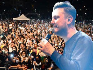 Trabzon Genç Fest’te Ekin Uzunlar Rüzgarı