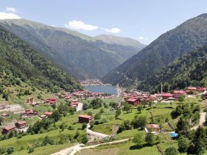 Uzungöllü Turizmciler 2021 Yılı Turizm Sezonundan Memnun