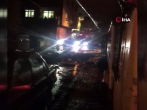 İ̇stanbul’da Akşam Saatlerinde Şiddetli Yağış Etkili Oldu