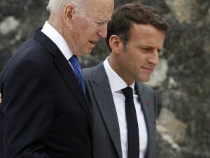Macron Ve Biden Denizaltı Krizini Görüşecek