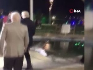 Kılıçdaroğlu’nun Nikah Şahidi Olduğu Düğünde Kameramanın Zor Anları