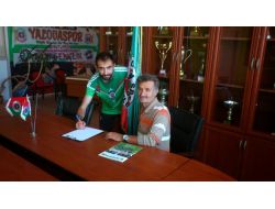 Eski Eskişehirsporlu Esat Özdemir Yalovaspor’un Yolunu Tuttu