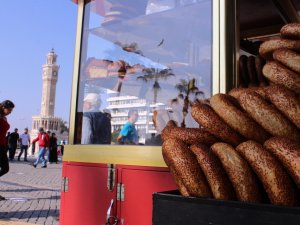 İ̇zmir’in Meşhur Gevrek Ve Boyozuna Zam