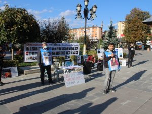 13 Kişilik Ailesinden 11’i Çin Zulmü Görüyor