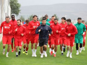 Sivasspor Ara Vermeden Karagümrük Maçı Hazırlıklarına Başladı