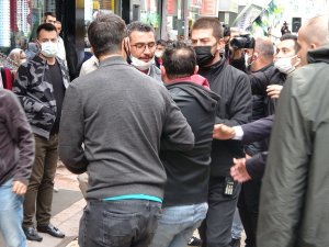 Davutoğlu’nun Sivas Ziyaretinde Arbede