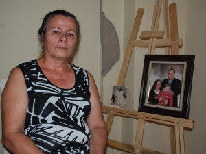 Kiralar Yüksek Geldiği İçin Hasarlı Evinde Oturan Kadın: “Depremzede Depremzedeye Bunu Yapar Mı?”