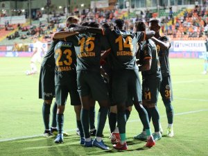 Süper Lig: Alanyaspor: 2- Kasımpaşa: 0