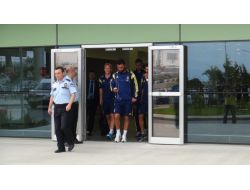Fenerbahçe’ye İzmir’de Coşkulu Karşılama