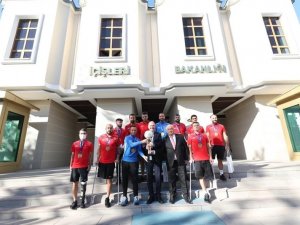 İ̇çişleri Bakanı Soylu, Avrupa Şampiyonu Ampute Futbol Milli Takımını Kabul Etti