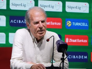 Mustafa Denizli: “Ligde Kalıcı Olmak Değil Yukarılarda Bitirmek İstiyoruz”