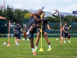 Nwakaeme Aytemiz Alanyaspor’u Bekliyor