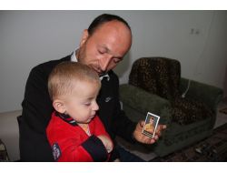 Terk Edip Giden Eşini Arıyor